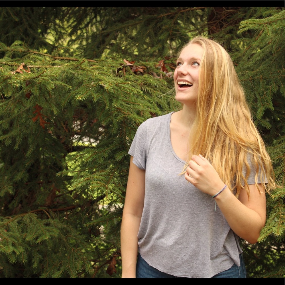 Meet your Posher, Liz